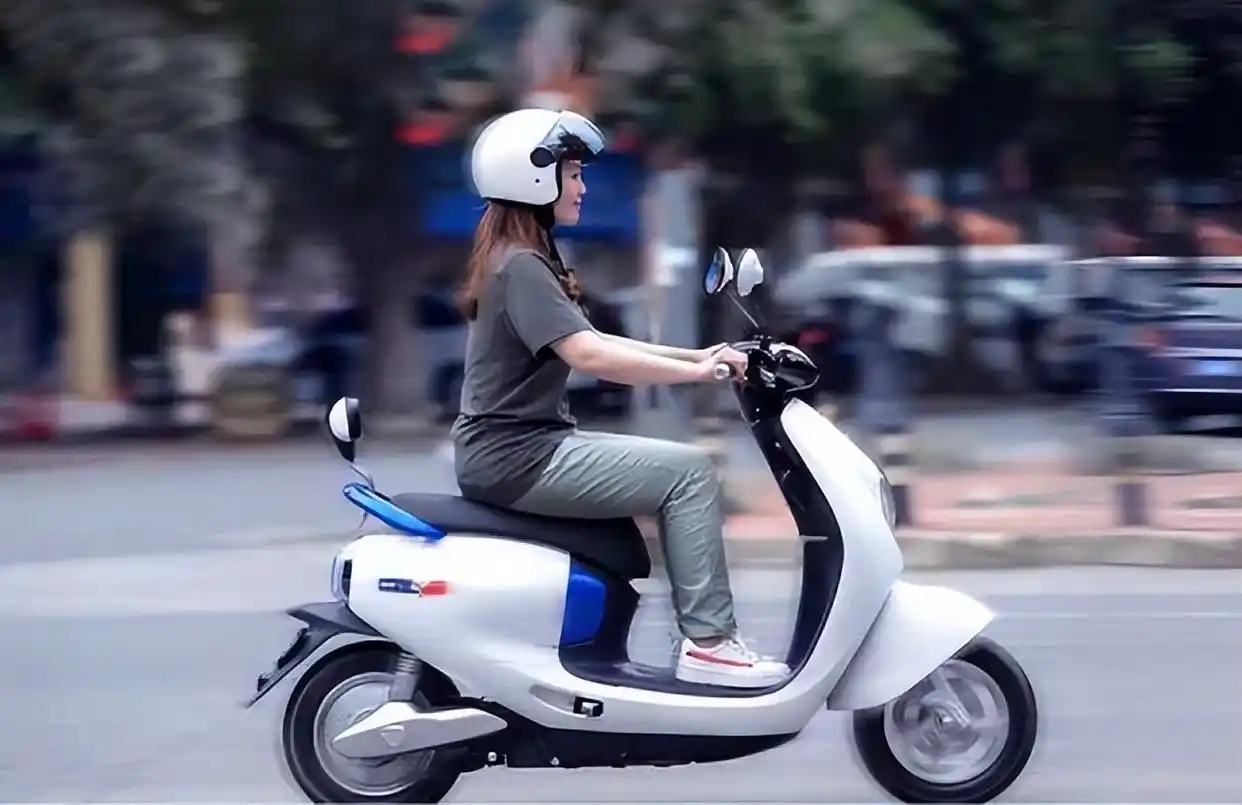 电动车管理依然严格的原因_限号限行与环保_取消私家车限行政策