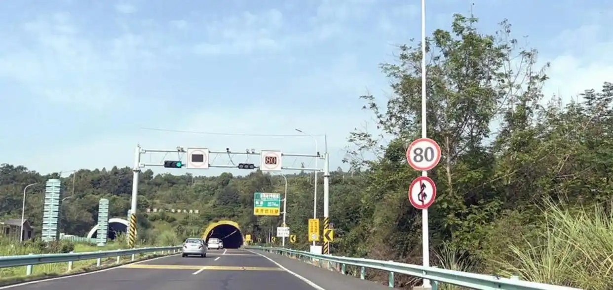 贵州高速公路密度排名_高速公里数_贵州高速公路里程